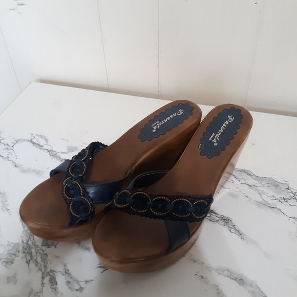 Womens size 10 Passarela Navy Wooden wedge heel sandals EUC - Picture 1 of 6